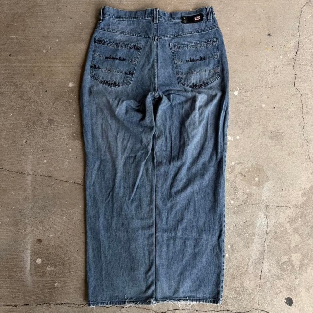 Y2K Ecko Unltd. blue denim jeans with embroidered back pockets